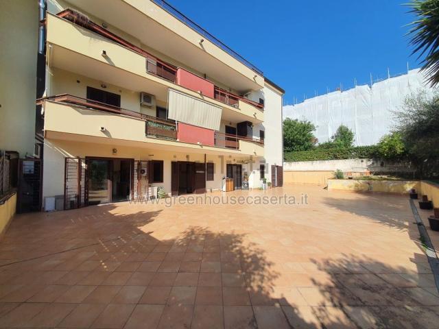 Appartamento in vendita di 115 m² in Via Leonilde Iotti, 6
