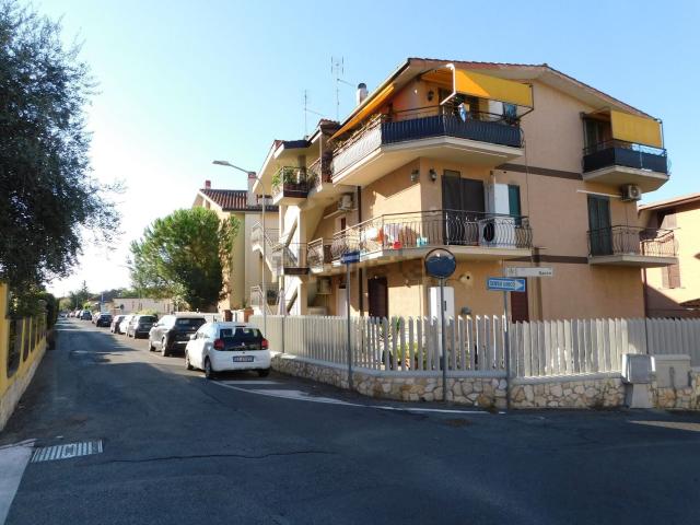 Appartamento in vendita di 115 m² in Via Liri, 15