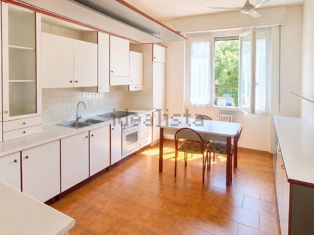 Appartamento in vendita di 115 m² in Via Luciano Manara, 6