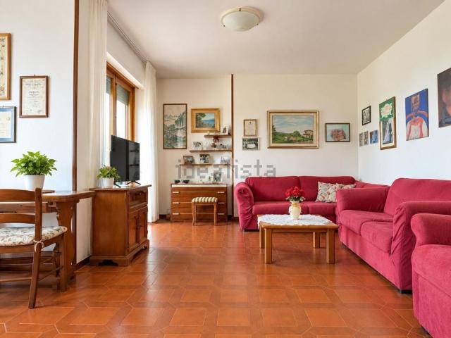 Appartamento in vendita di 115 m² in Via Luigi Einaudi, 10