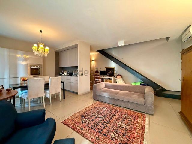 Appartamento in vendita di 115 m² in Via Luigi Settembrini