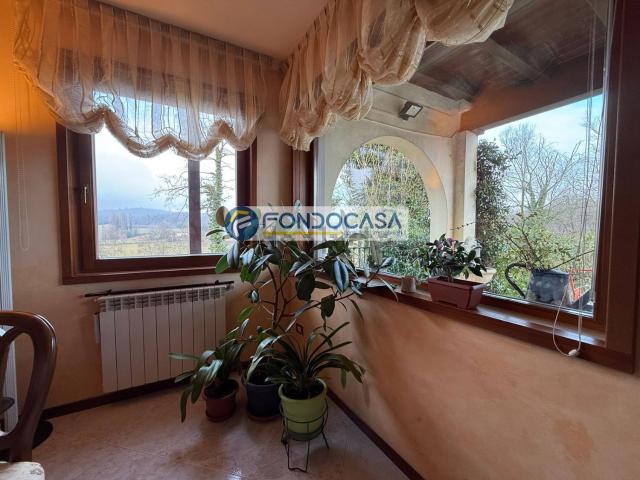 Appartamento in vendita di 115 m² in Via Monte Alto