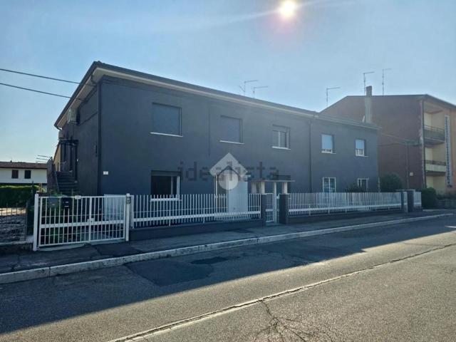 Appartamento in vendita di 115 m² in Via Monte Ortigara, 31