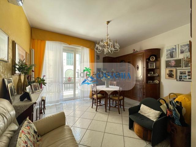 Appartamento in vendita di 115 m² in Via Montebello
