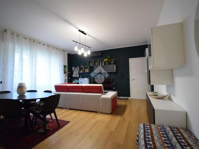 Appartamento in vendita di 115 m² in Via Marsala