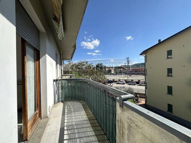 Appartamento in vendita di 115 m² in Via Martiri della Libertà, 12