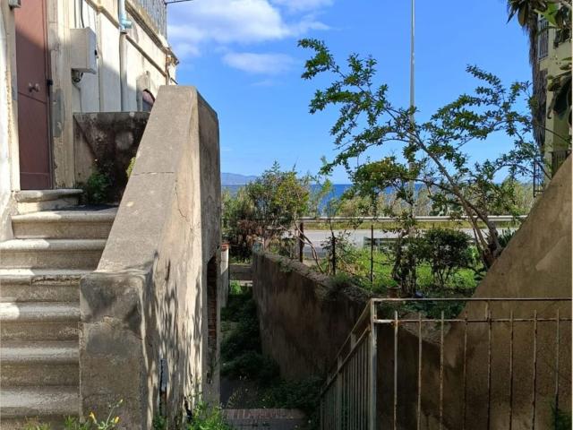 Appartamento in vendita di 115 m² in Via Nazionale, 184