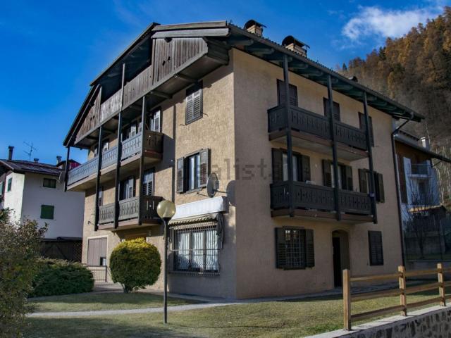Appartamento in vendita di 115 m² in Via Nazionale