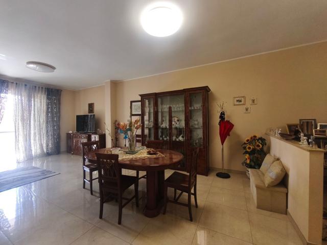 Appartamento in vendita di 115 m² in Via Nazionale, 61