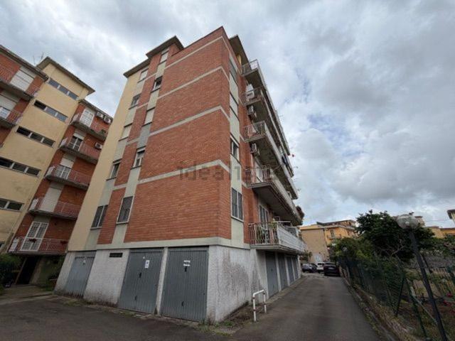 Appartamento in vendita di 115 m² in Via Nettunense, 278
