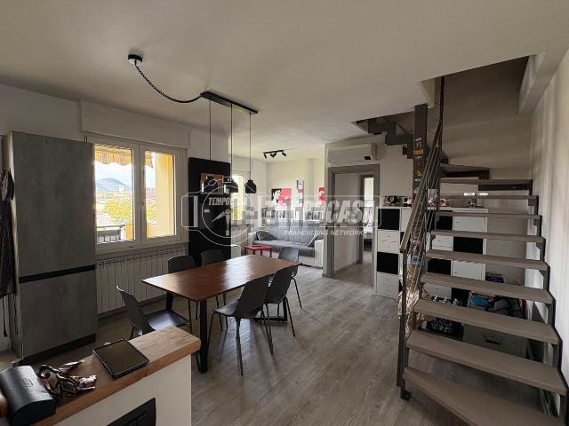 Appartamento in vendita di 115 m² in Via San Fermo