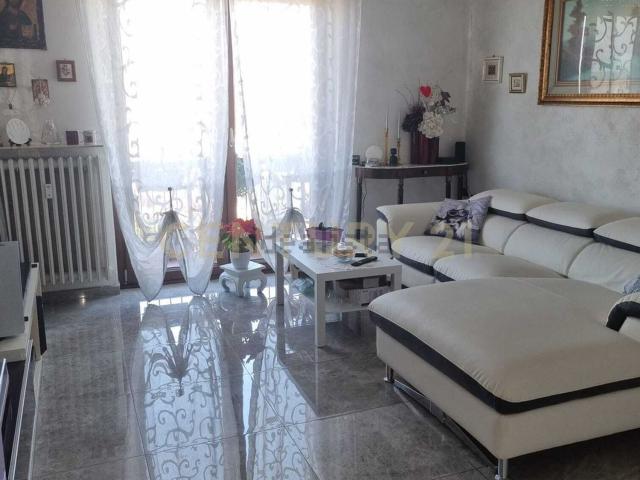 Appartamento in vendita di 115 m² in Via Sant&apos Ambrogio, 1