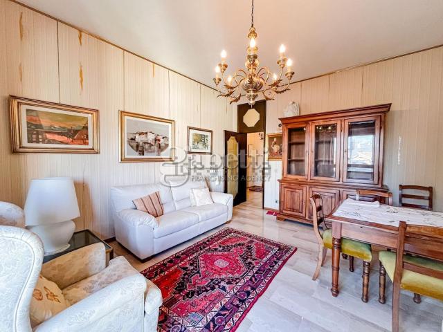 Appartamento in vendita di 115 m² in Via Santorre di Santarosa