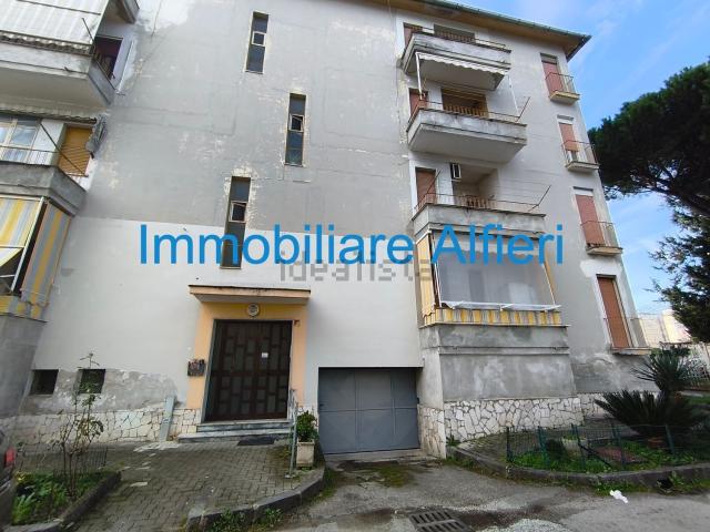 Appartamento in vendita di 115 m² in Via Silvio Pellico, 4