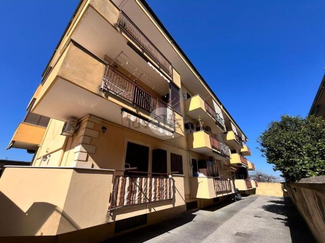 Appartamento in vendita di 115 m² in Via Spazzilli, 114