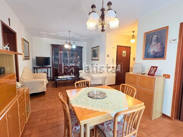 Appartamento in vendita di 115 m² in Via Statale, 91