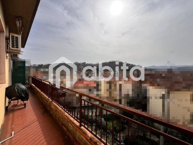 Appartamento in vendita di 115 m² in Via Po