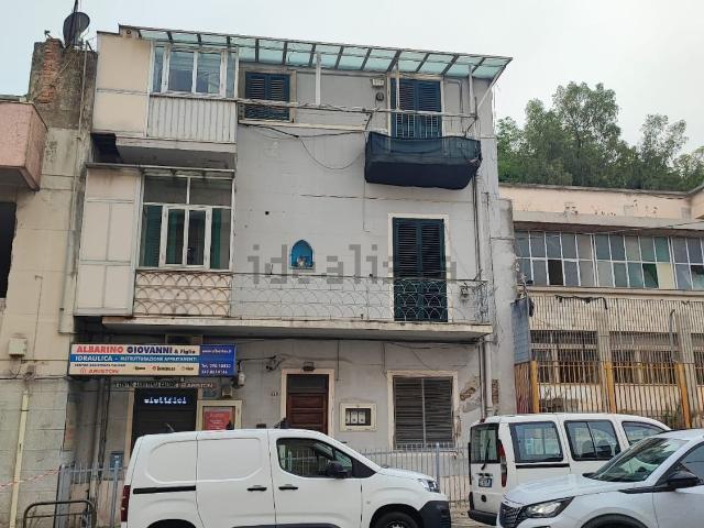 Appartamento in vendita di 115 m² in Via Palermo, 219