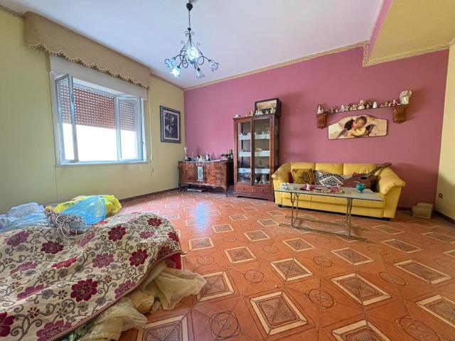 Appartamento in vendita di 115 m² in Via Palmara, 27