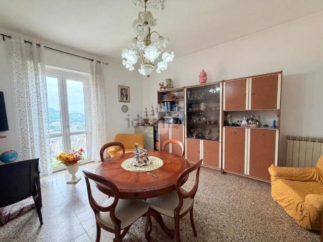 Appartamento in vendita di 115 m² in Via Paradiso, 10