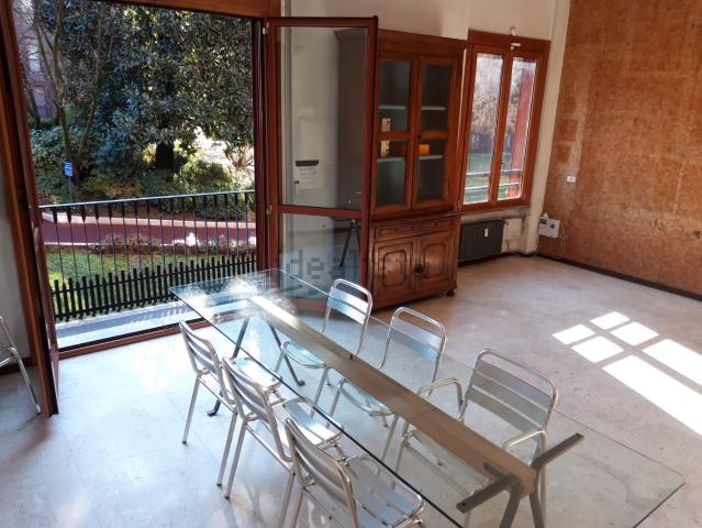 Appartamento in vendita di 115 m² in Via Pietro Redaelli, 11