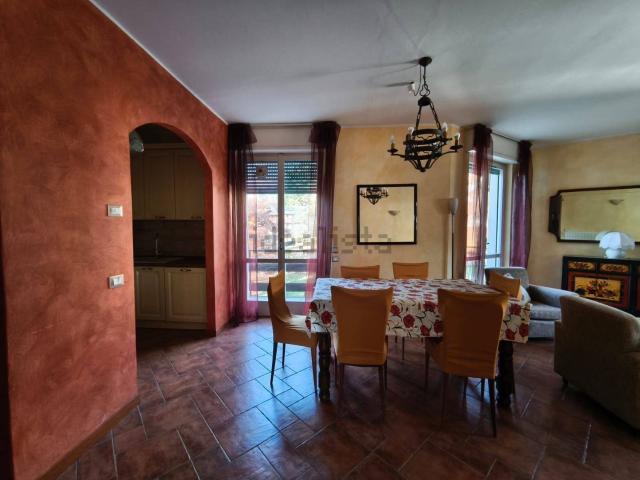 Appartamento in vendita di 115 m² in Via Provinciale, 78