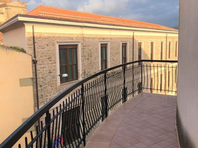 Appartamento in vendita di 115 m² in Via Roma