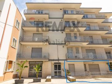 Appartamento in vendita di 115 m² in Via Trani, 59