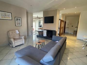 Appartamento in vendita di 115 m² in Via Trecase