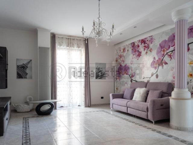 Appartamento in vendita di 115 m² in Via Tremiti