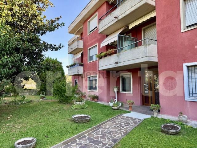 Appartamento in vendita di 115 m² in Via Trento