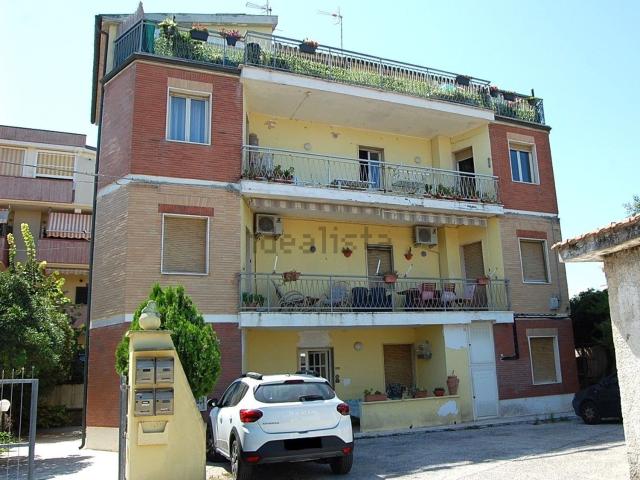 Appartamento in vendita di 115 m² in Via Trigno
