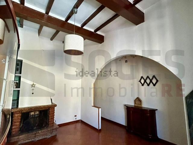 Appartamento in vendita di 115 m² in Via Vittorio Locchi