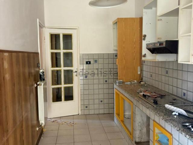 Appartamento in vendita di 115 m² in Via Vittorio Veneto
