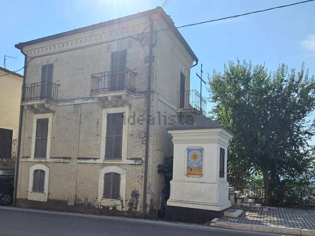 Appartamento in vendita di 115 m² in Via Villa de Felici
