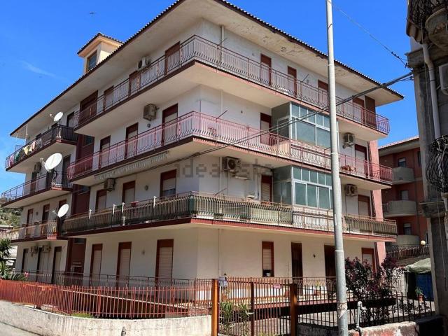 Appartamento in vendita di 115 m² in Via Zoi