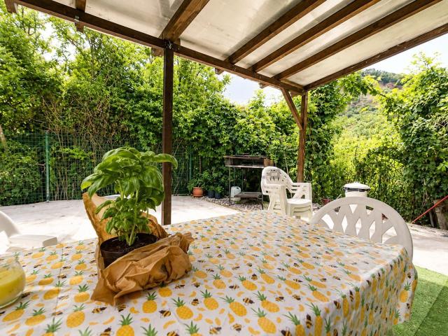 Appartamento in vendita di 115 m² in Via Zena