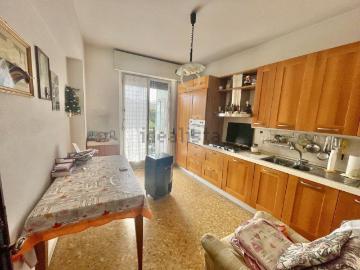 Appartamento in vendita di 115 m² in Viale Calabria
