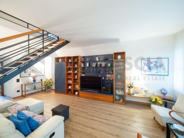 Appartamento in vendita di 115 m² in Viale delle Arti
