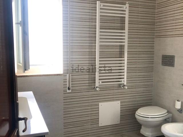 Appartamento in vendita di 115 m² in Viale don giovanni bosco, 1