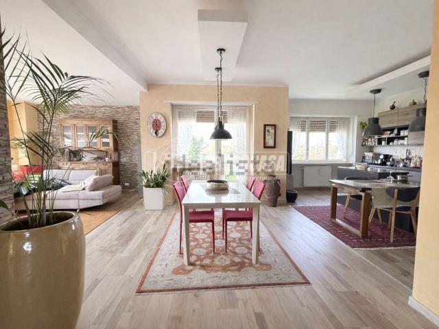 Appartamento in vendita di 115 m² in Viale Europa