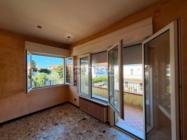 Appartamento in vendita di 115 m² in Viale Genova