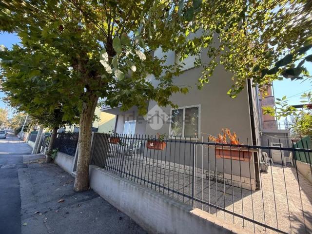 Appartamento in vendita di 115 m² in Viale Giuseppe Giacosa, 15
