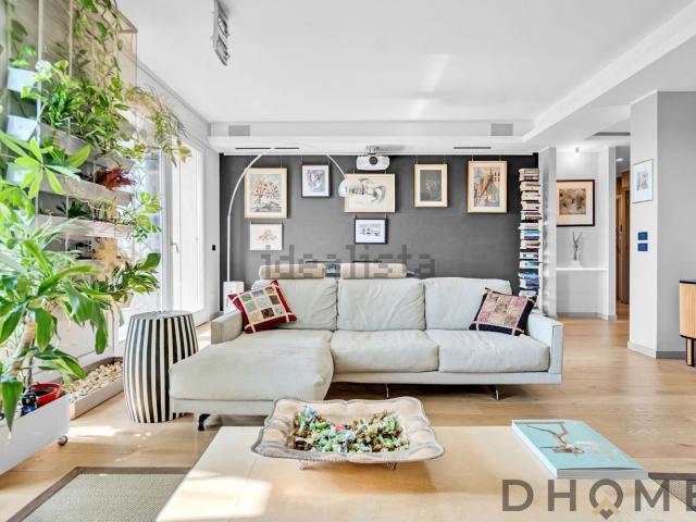 Appartamento in vendita di 115 m² in Viale Lombardia, 68