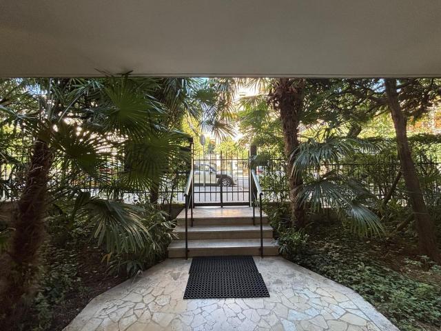 Appartamento in vendita di 115 m² in Viale Nino Bixio