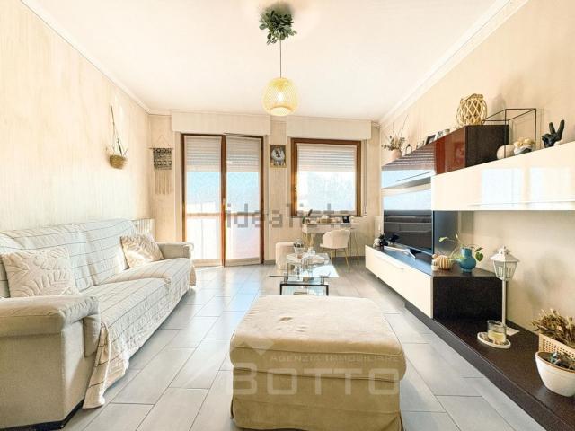 Appartamento in vendita di 115 m² in Viale Partigiani, 5