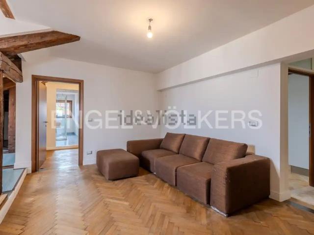 Appartamento in vendita di 115 m² in Calle Varisco