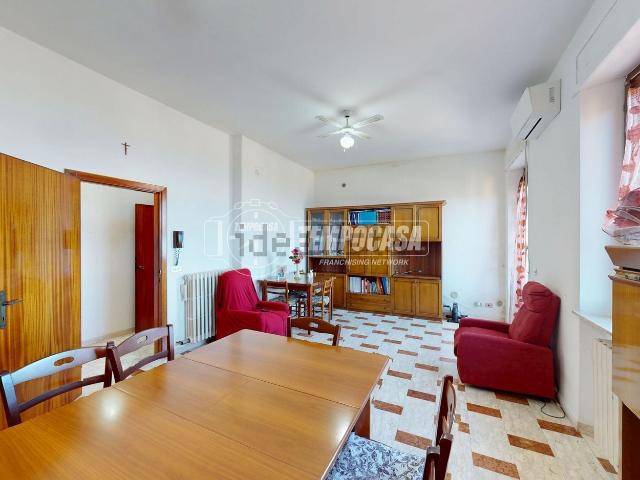 Appartamento in vendita di 115 m² in Contrada Montecantino, 70