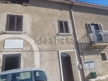 Appartamento in vendita di 115 m² in Contrada Santa Lucia, 6