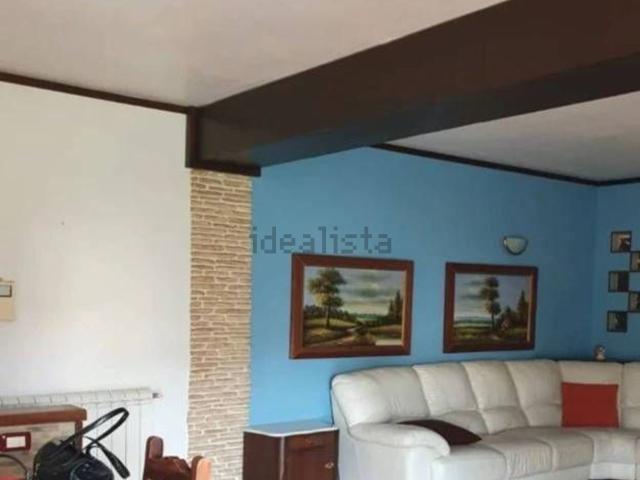 Appartamento in vendita di 115 m² in Contrada Serre